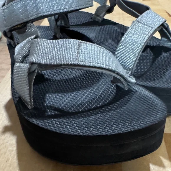 Teva Metallic Sandals with Black Sole - Picture 6 of 8